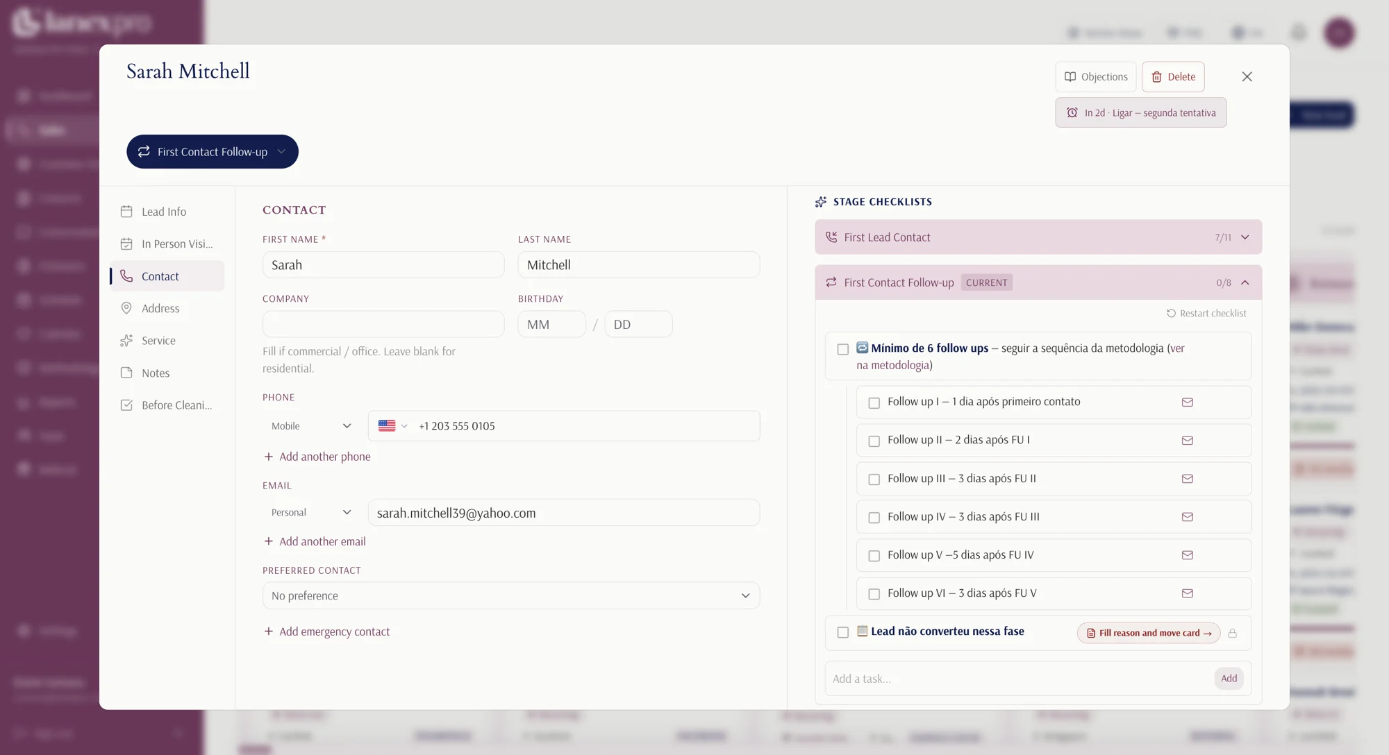 A lead's card in LanexPro: contact details on the left and, on the right, the Stage Checklists with each follow-up and its ready message.